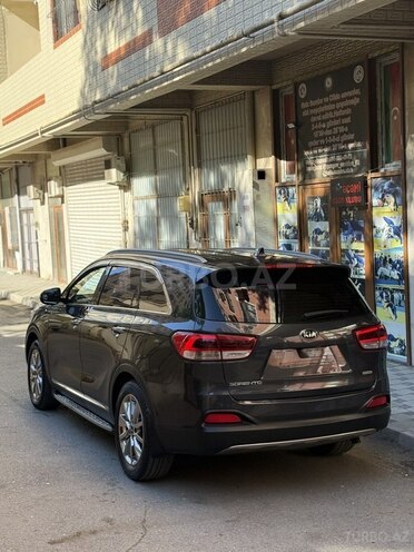 Kia Sorento-6