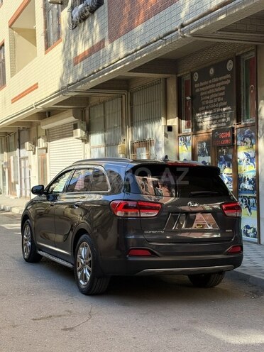 Kia Sorento-5