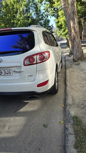Hyundai Santa Fe-5