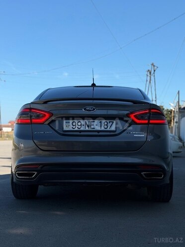 Ford Fusion (North America)-4