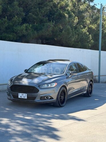 Ford Fusion (North America)-16