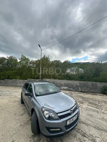Opel Astra-2