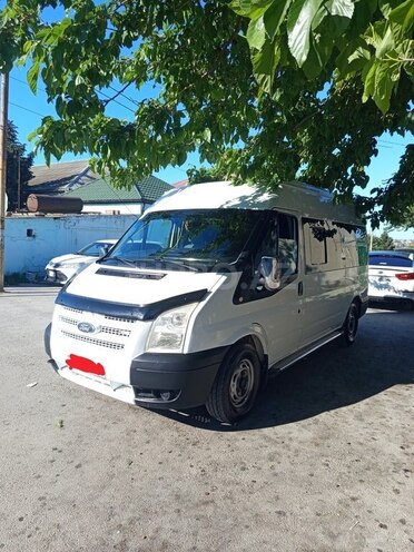 Ford Transit-2