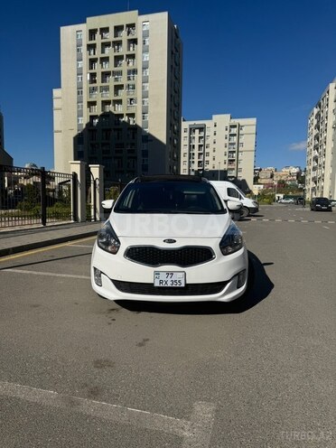 Kia Carens-2