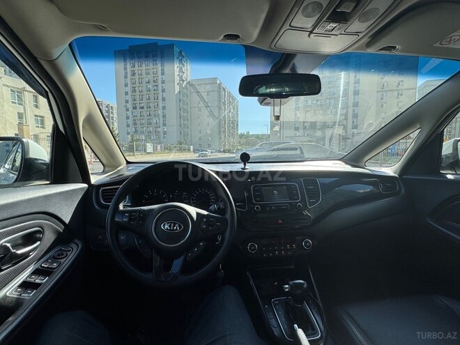 Kia Carens-11