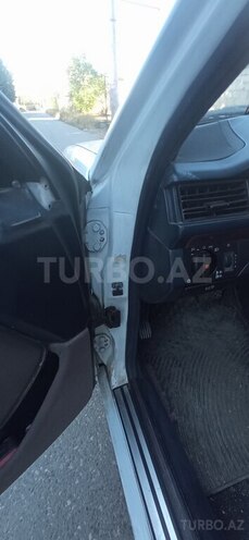 Mercedes E 220-8