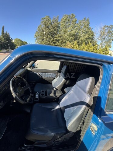 LADA (VAZ) Niva-8