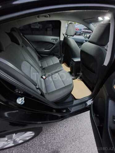 Kia Cerato-12