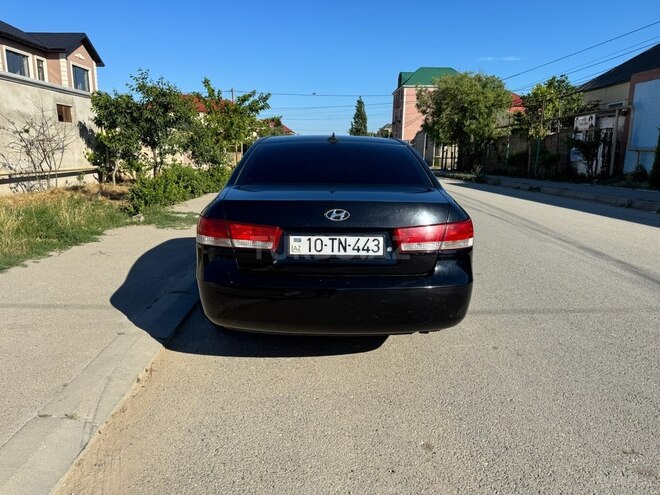 Hyundai Sonata-4