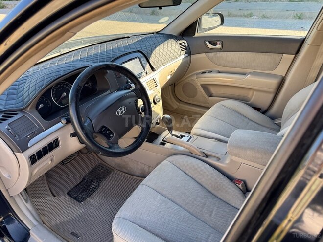 Hyundai Sonata-9