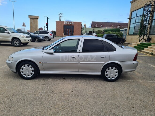 Opel Vectra-18