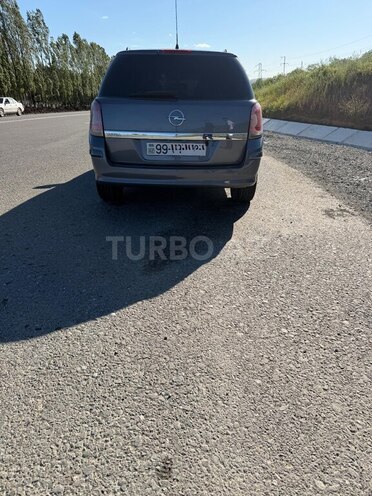 Opel Astra-2