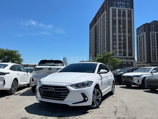 Hyundai Avante-1