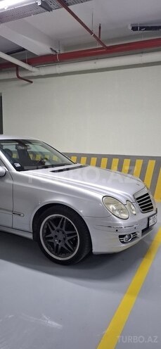 Mercedes E 220-4