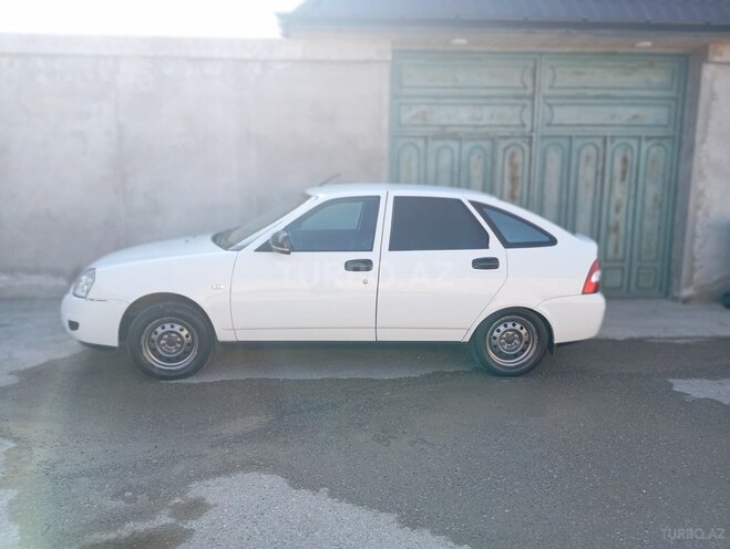 LADA (VAZ) Priora-9
