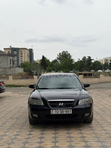 Hyundai Sonata-1