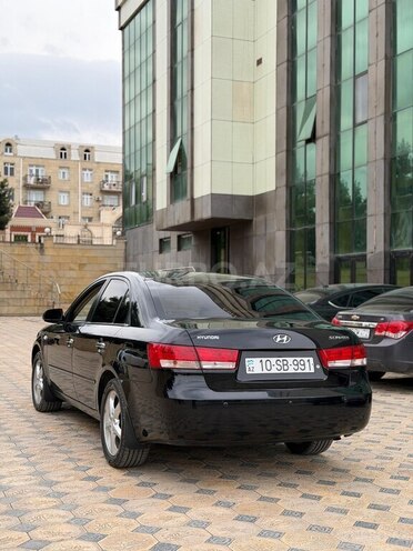 Hyundai Sonata-2