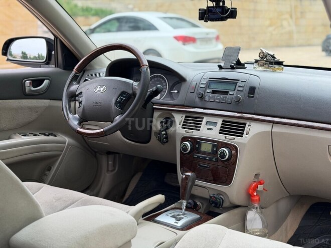 Hyundai Sonata-9