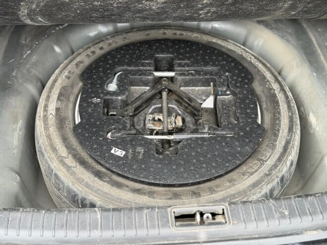 Hyundai Sonata-10