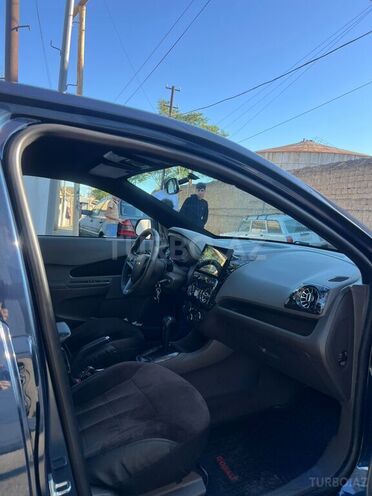 Chevrolet Cobalt-8