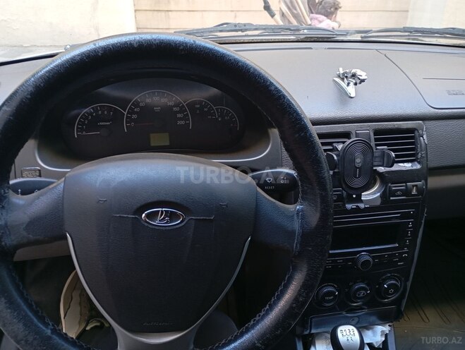 LADA (VAZ) Priora-10
