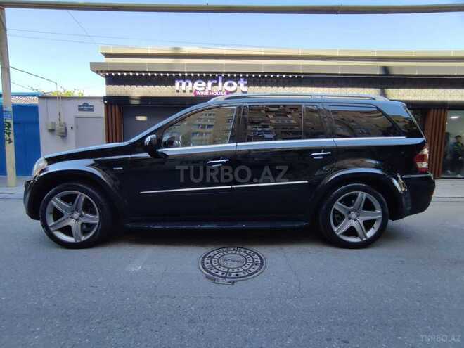 Mercedes GL 550 4MATIC-3