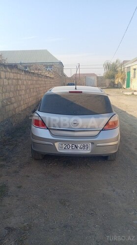 Opel Astra-2