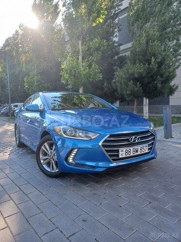 Hyundai Elantra-2