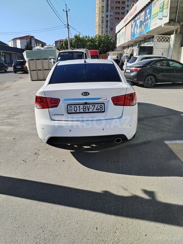 Kia Cerato-4