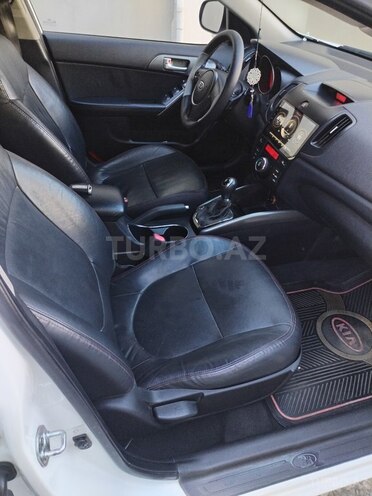 Kia Cerato-7