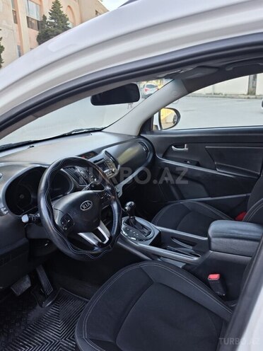 Kia Sportage-8