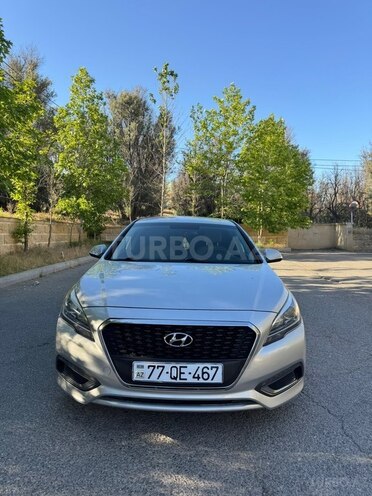 Hyundai Sonata-1