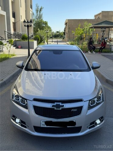 Chevrolet Cruze-1
