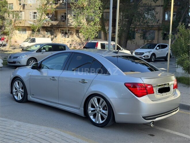 Chevrolet Cruze-8