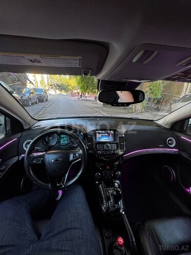 Chevrolet Cruze-9