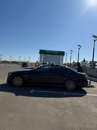 Mercedes E 300-3