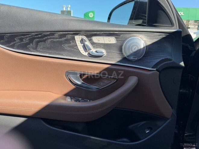 Mercedes E 300-6