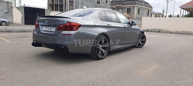 BMW 528-9