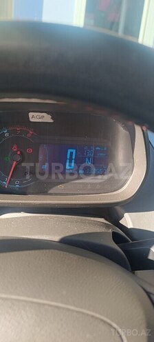 Chevrolet Cobalt-12