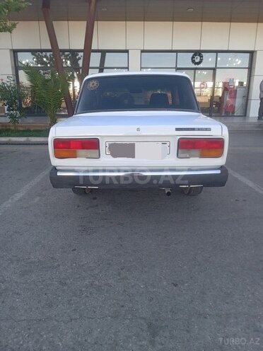 LADA (VAZ) 2107-2