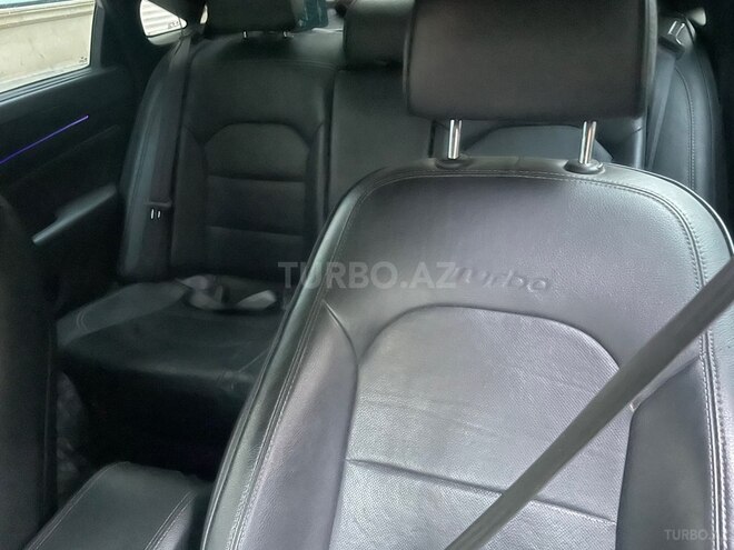 Hyundai Sonata-12