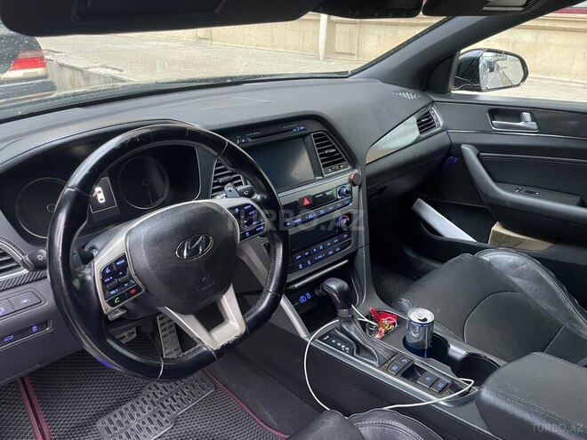 Hyundai Sonata-11