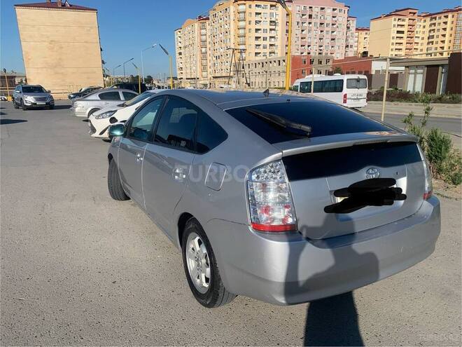 Toyota Prius-6