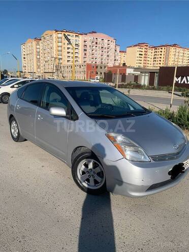 Toyota Prius-2
