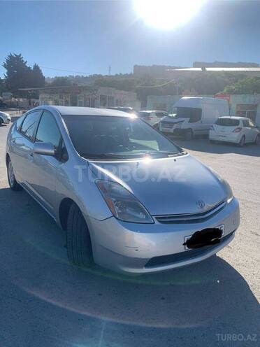 Toyota Prius-4