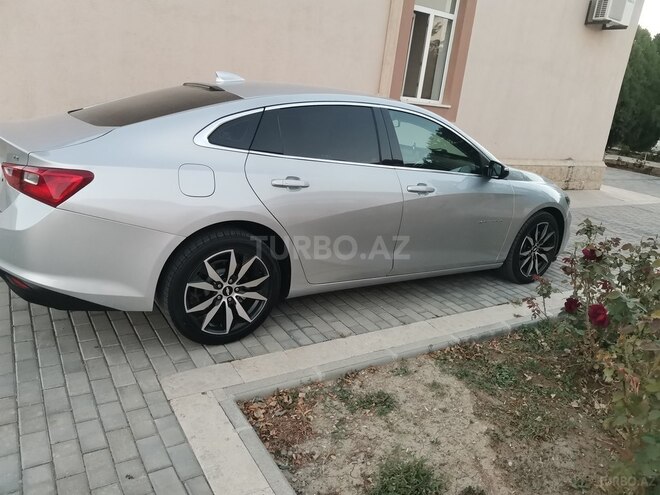 Chevrolet Malibu-14
