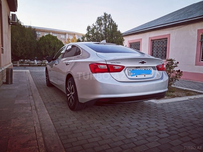 Chevrolet Malibu-6