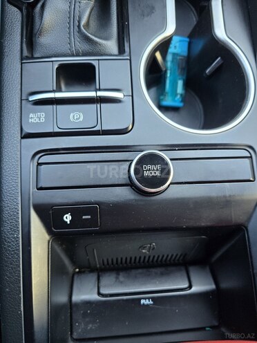 Kia K5-19