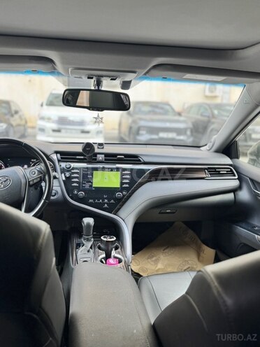 Toyota Camry-6