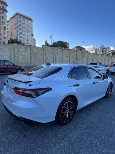 Toyota Camry-4